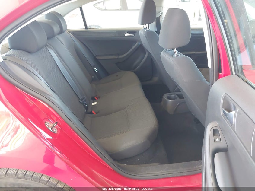 2013 VOLKSWAGEN JETTA 2.0L S - 3VW2K7AJXDM224671