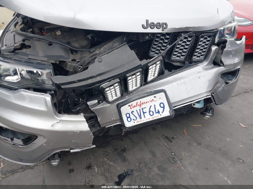 2019 JEEP GRAND CHEROKEE VIN: 1C4RJFAG1KC842639