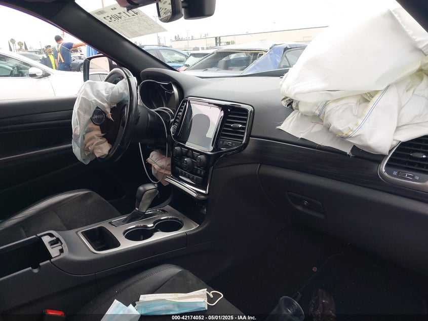 2019 JEEP GRAND CHEROKEE VIN: 1C4RJFAG1KC842639