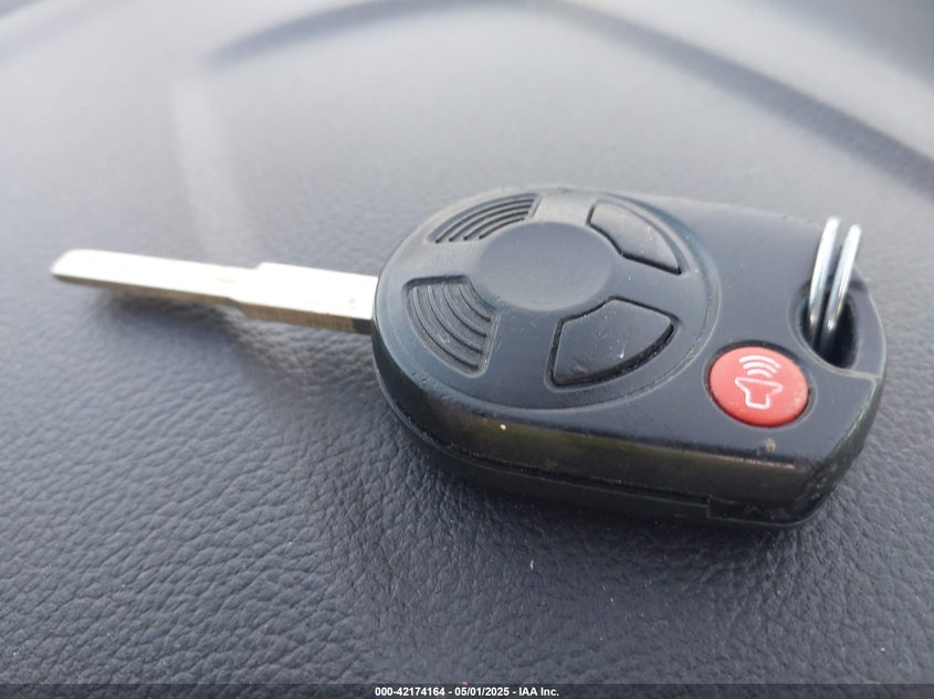 2014 FORD ESCAPE VIN: 1FMCU0GX8EUA69910