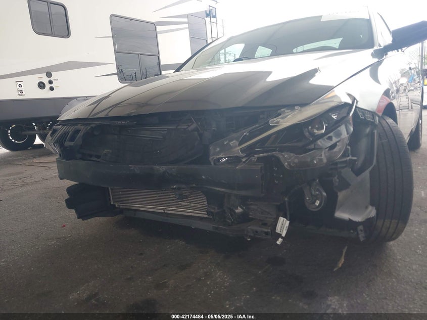 VIN 5NPLM4AG6NH083707 2022 HYUNDAI ELANTRA SEL