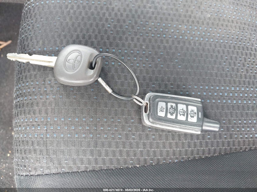 2011 TOYOTA COROLLA VIN: 2T1BU4EE0BC631610