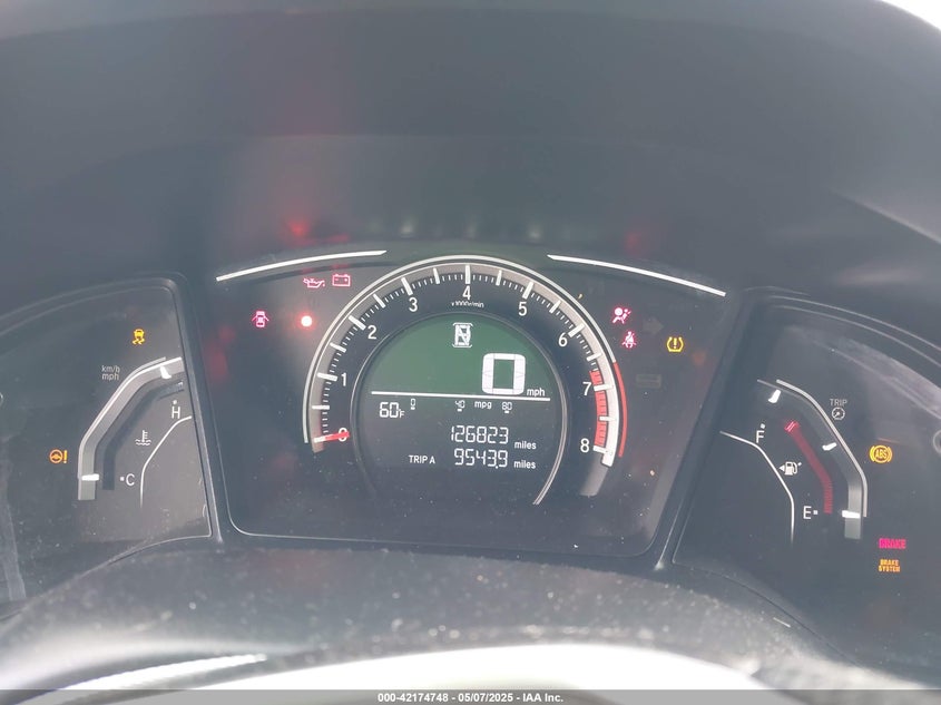 2018 HONDA CIVIC VIN: 2HGFC2F54JH584949