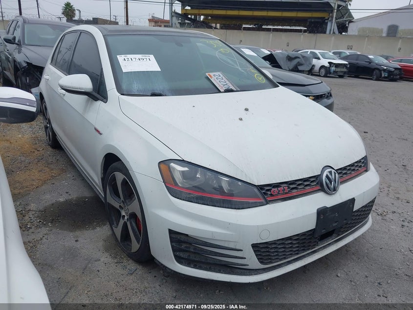 3VW447AU3HM010429 2017 VOLKSWAGEN GOLF GTI photo no. 8