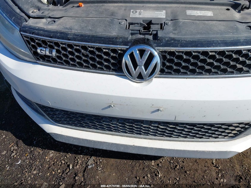 2013 VOLKSWAGEN JETTA VIN: 3VW5T7AJ9DM434883