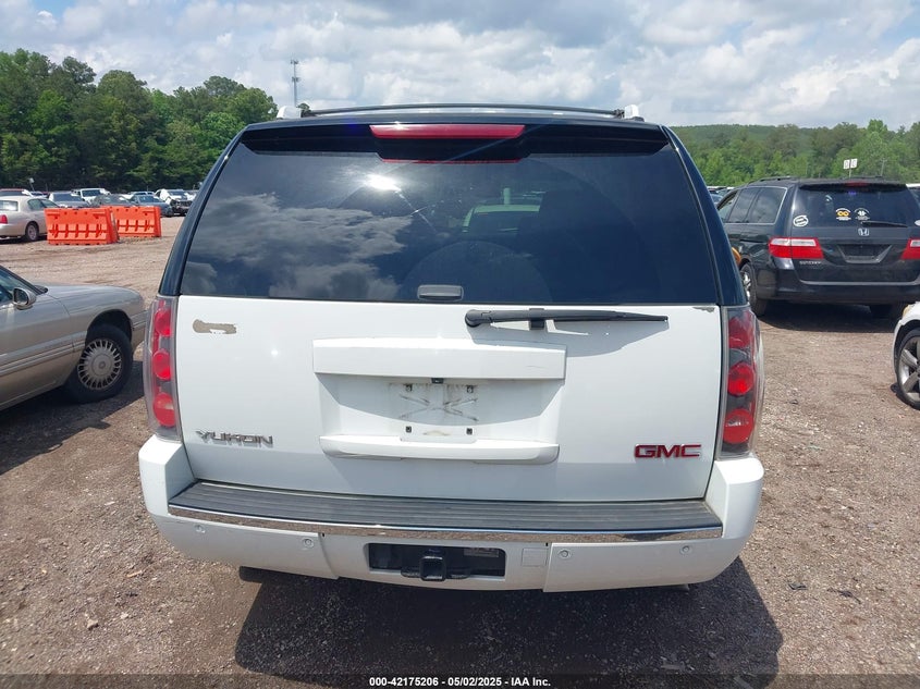 2008 GMC YUKON DENALI VIN: 1GKFK63848J230708
