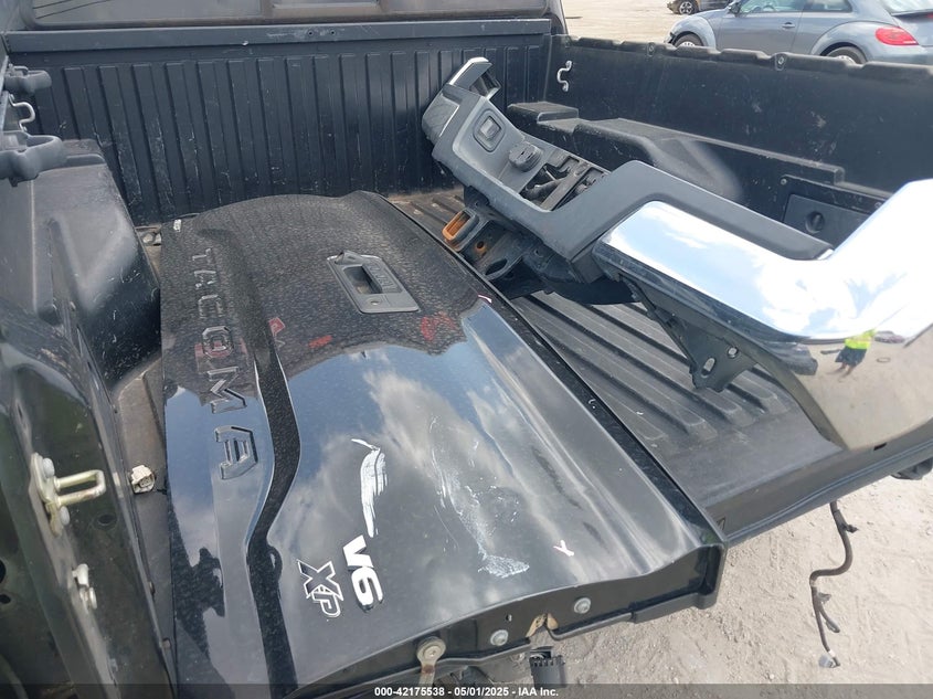 2017 TOYOTA TACOMA SR5 V6 - 5TFAZ5CN1HX039505