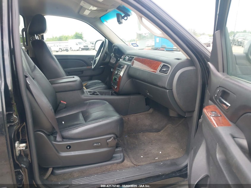 2012 CHEVROLET AVALANCHE 1500 VIN: 3GNMCFE00CG136432