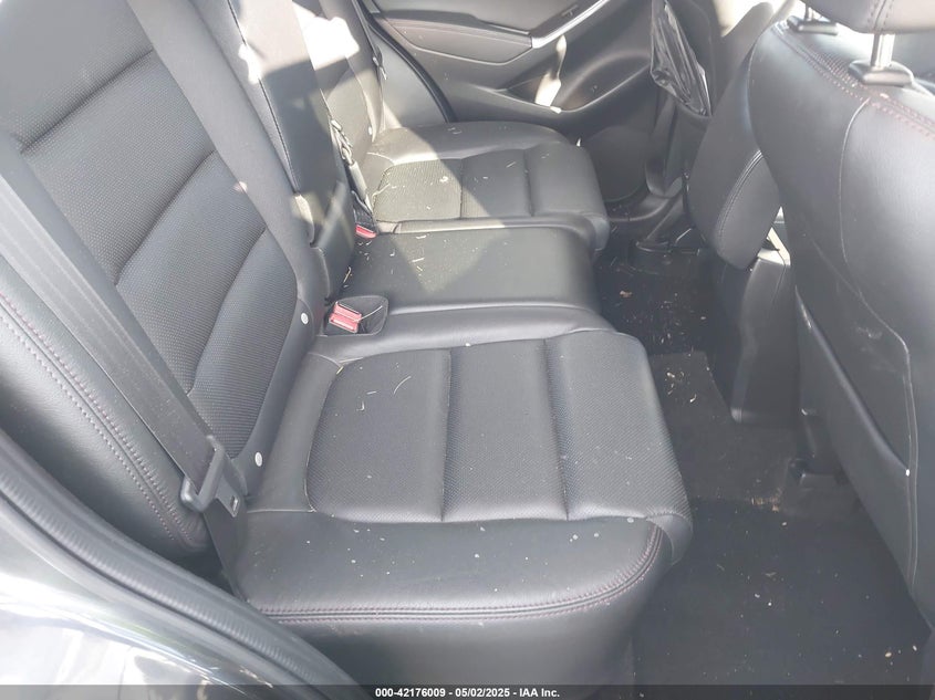 2016 MAZDA CX-5 VIN: JM3KE4DYXG0724183