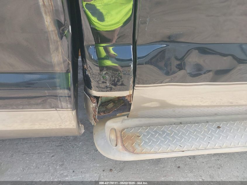 2006 Ford F-350 Lariat/Xl/Xlt VIN: 1FTWW33P26ED13906 Lot: 42176111