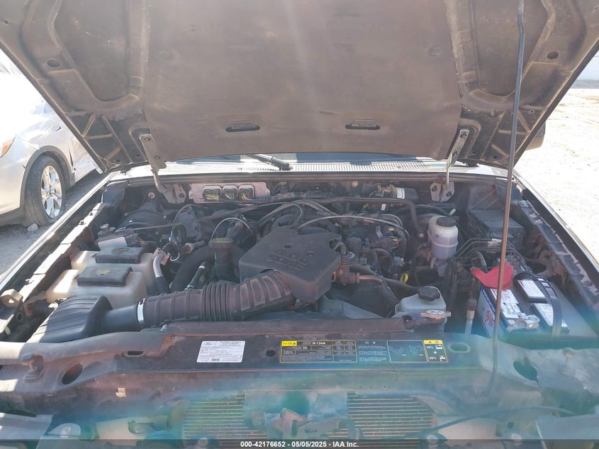 2011 FORD RANGER VIN: 1FTKR4EE8BPA09775