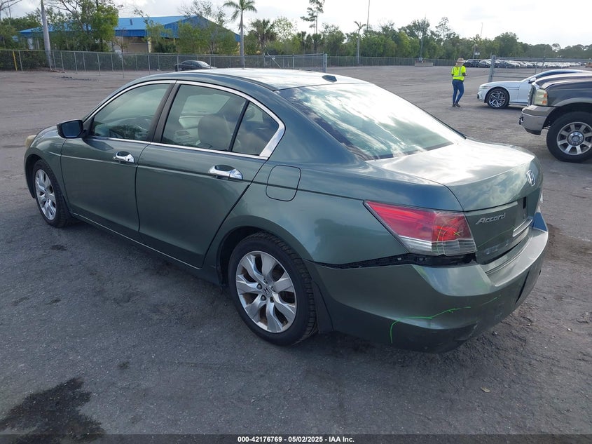 2008 HONDA ACCORD VIN: 1HGCP26878A065789