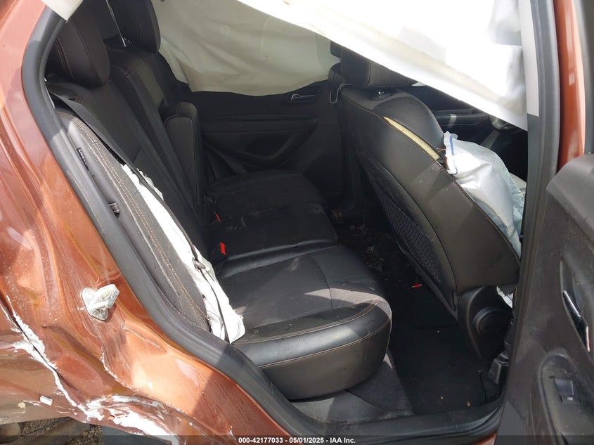 VIN 3GNCJLSB6KL238085 2019 CHEVROLET TRAX LT