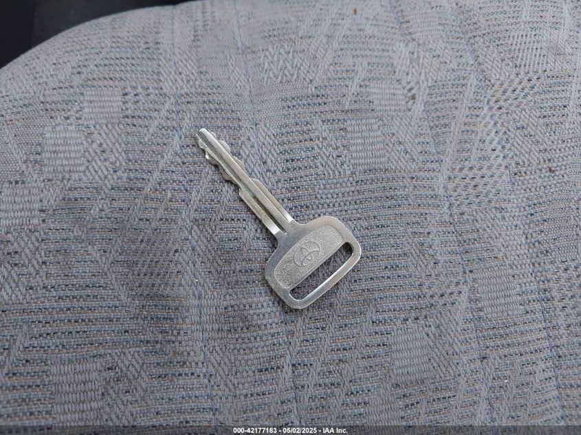 2001 Toyota Tacoma VIN: 5TENL42N01Z846692 Lot: 42177183