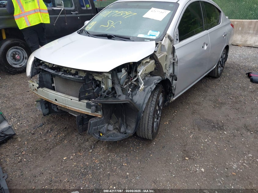 2014 NISSAN VERSA 1.6 SL - 3N1CN7AP6EL876703