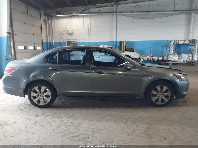 2008 HONDA ACCORD VIN: 1HGCP26808A148903