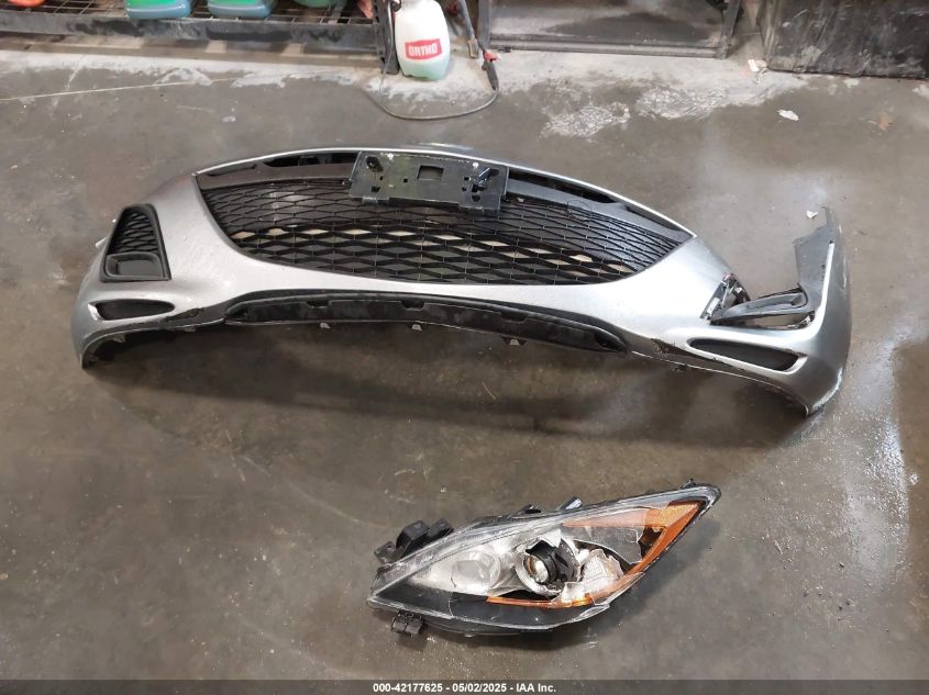 2011 Mazda Mazda3 I Touring VIN: JM1BL1VF1B1388498 Lot: 42177625