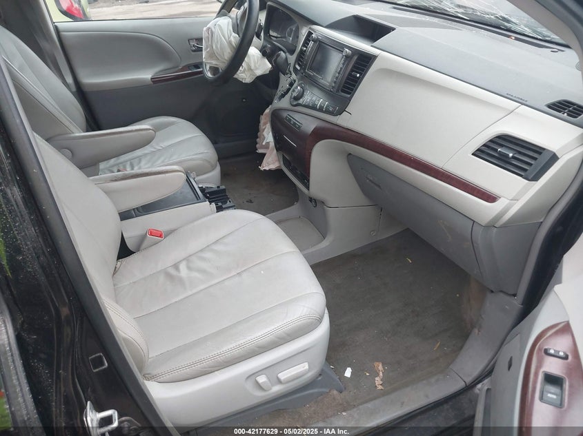 2013 TOYOTA SIENNA VIN: 5TDDK3DC3DS062352