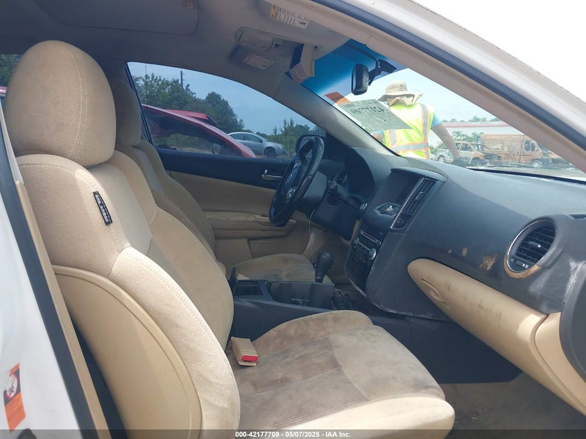 2009 NISSAN MAXIMA VIN: 1N4AA51E59C841211