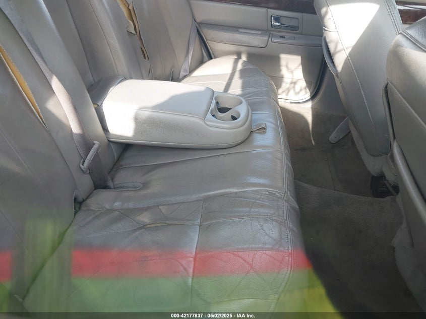 2010 MERCURY GRAND MARQUIS VIN: 2MEBM7FV6AX622919