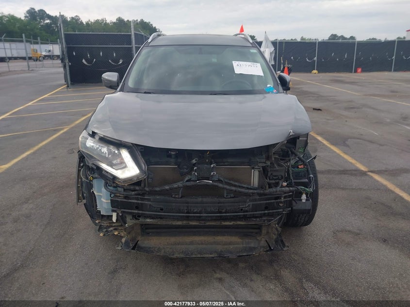 2018 NISSAN ROGUE SV - KNMAT2MT3JP519628
