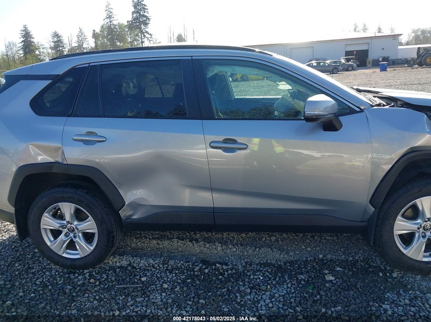 2021 TOYOTA RAV4 VIN: 2T3P1RFV7MC212805