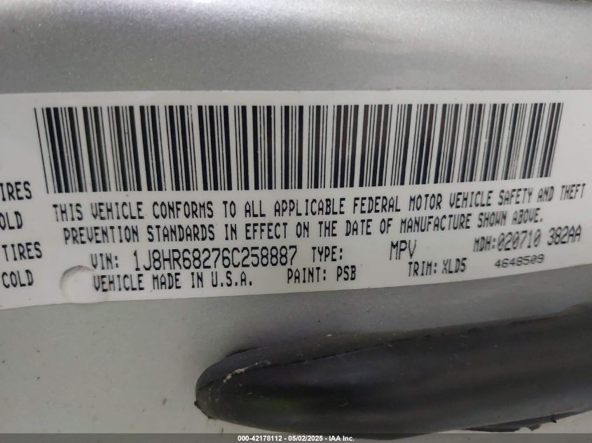 2006 Jeep Grand Cherokee Overland VIN: 1J8HR68276C258887 Lot: 42178112