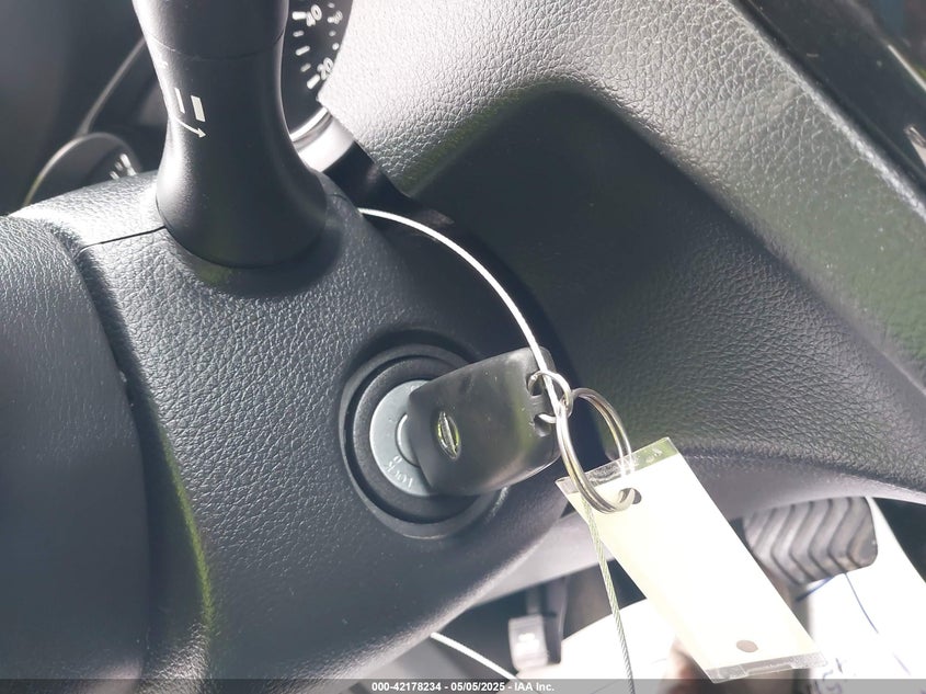 2018 NISSAN ROGUE S - KNMAT2MV4JP543275