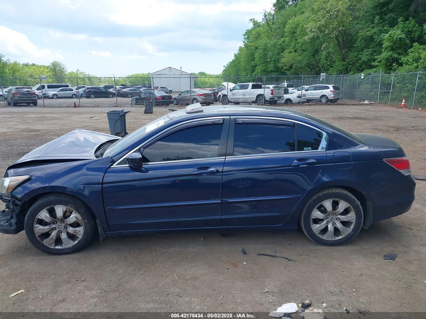 2009 HONDA ACCORD VIN: 1HGCP26749A081537