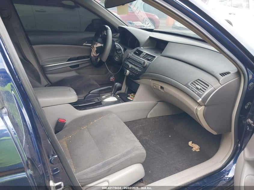 2009 HONDA ACCORD VIN: 1HGCP26749A081537