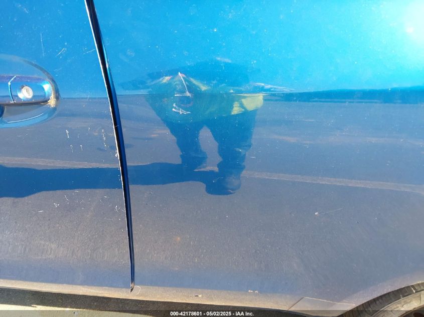 2008 Toyota Yaris VIN: JTDJT923285177722 Lot: 42178601