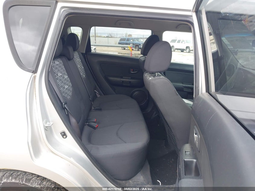 2011 KIA SOUL VIN: KNDJT2A22B7718652