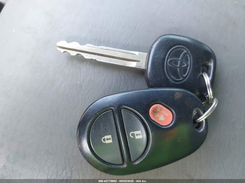 2008 TOYOTA TACOMA VIN: 3TMLU42N28M019658