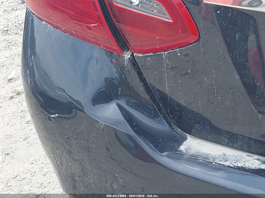 2018 NISSAN ALTIMA VIN: 1N4AL3AP8JC237981