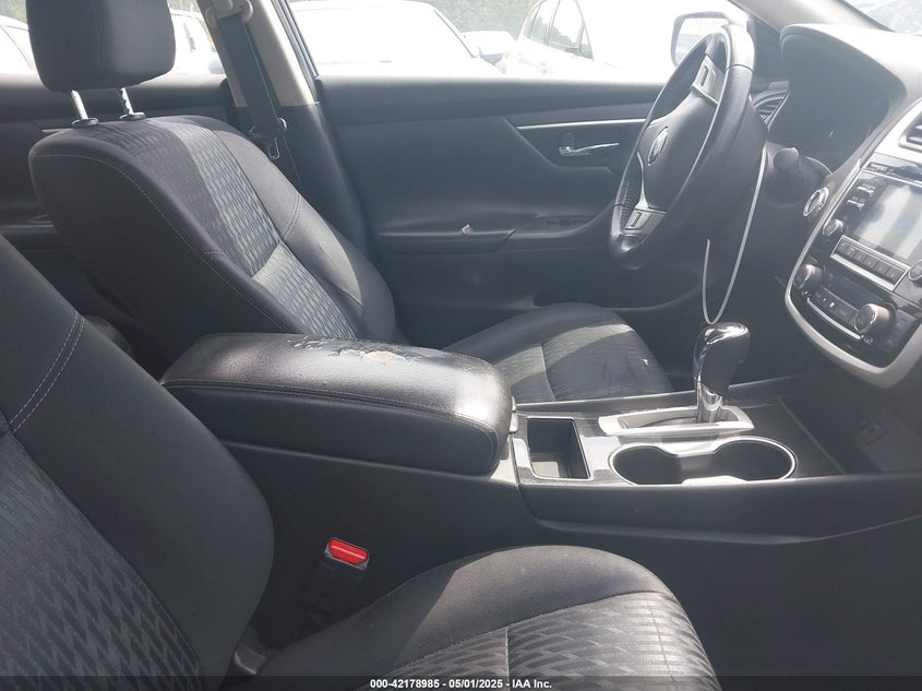 2018 NISSAN ALTIMA VIN: 1N4AL3AP8JC237981
