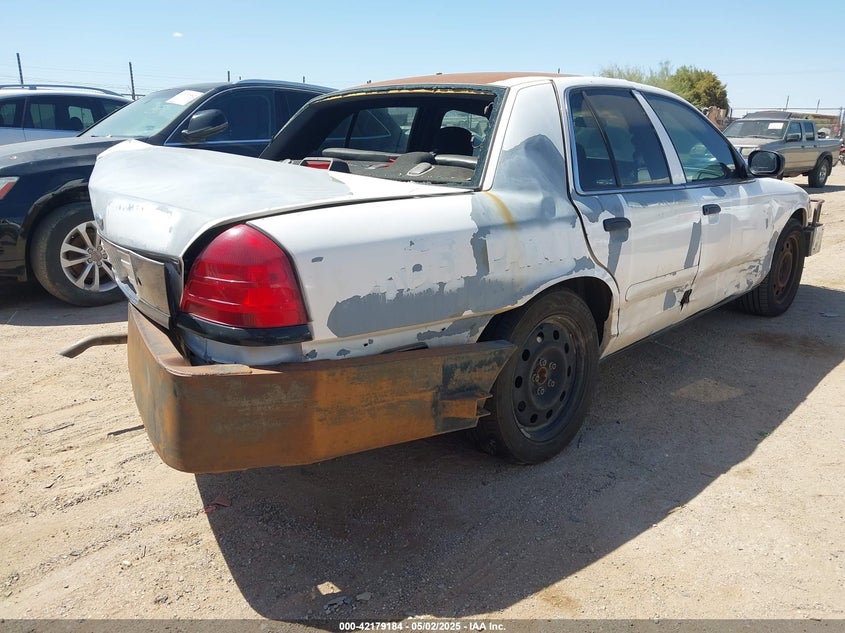 2008 FORD CROWN VICTORIA VIN: 2FAHP71V48X172634
