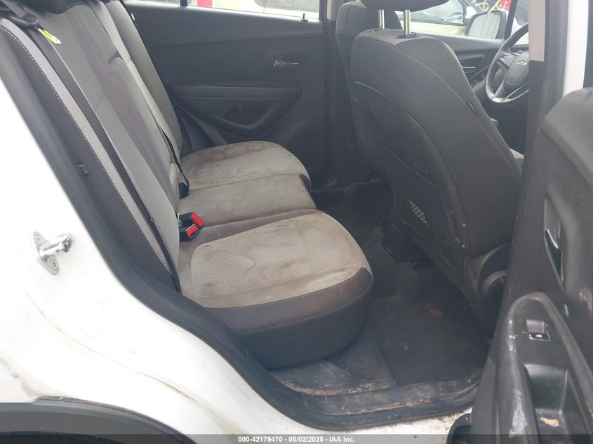 2015 CHEVROLET TRAX VIN: KL7CJKSB2FB109302