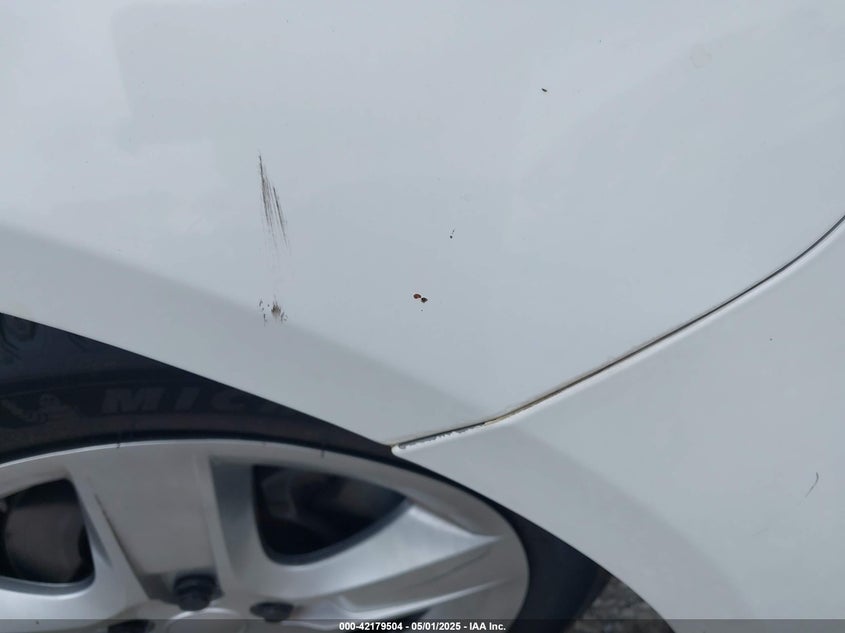 2010 CHEVROLET MALIBU VIN: 1G1ZC5EB0AF291175