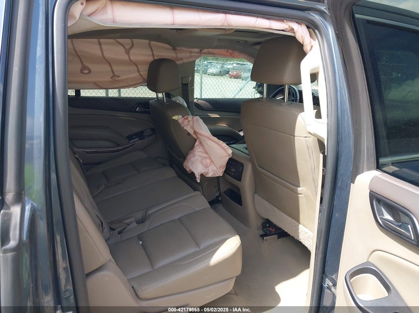 2019 GMC Yukon Xl Slt VIN: 1GKS1GKC5KR375939 Lot: 42179865