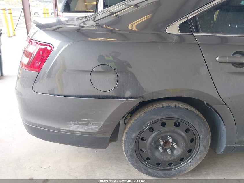 2016 FORD TAURUS VIN: 1FAHP2F84GG141829