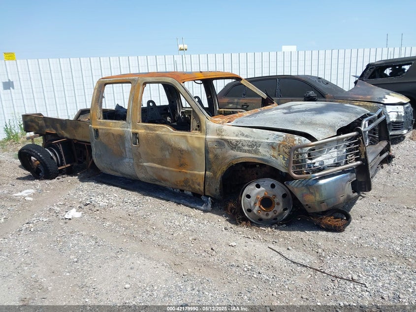 2001 Ford Super Duty F-550 Lariat/Xl/Xlt white other diesel 1FDAW56F31EB20807 photo #3