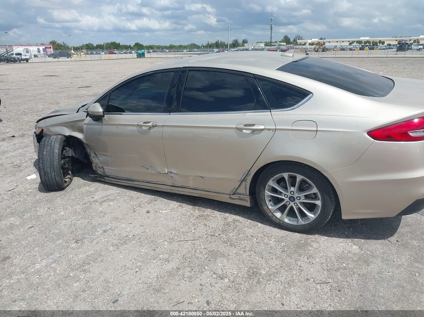 2019 FORD FUSION HYBRID VIN: 3FA6P0LU0KR155046