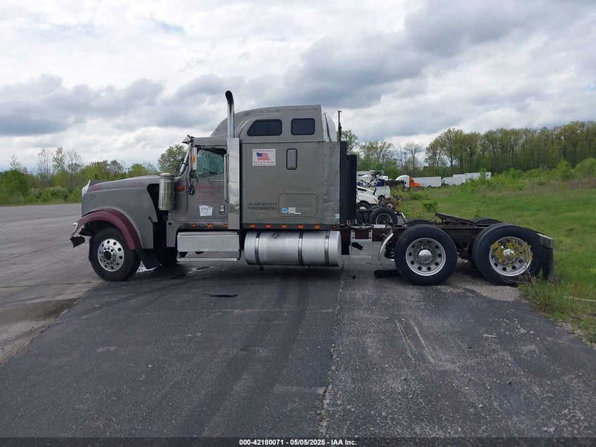 2007 International 9900 9900Ix VIN: 2HSCKAPR27C42188 Lot: 42180071