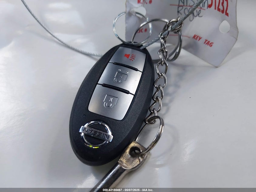 VIN 5N1AT3AB2MC688421 2021 NISSAN ROGUE S INTELLIGENT AWD