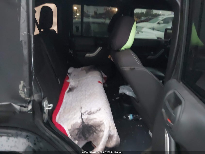 2015 Jeep Wrangler Unlimited Sahara VIN: 1C4HJWEG5FL667131 Lot: 42180477