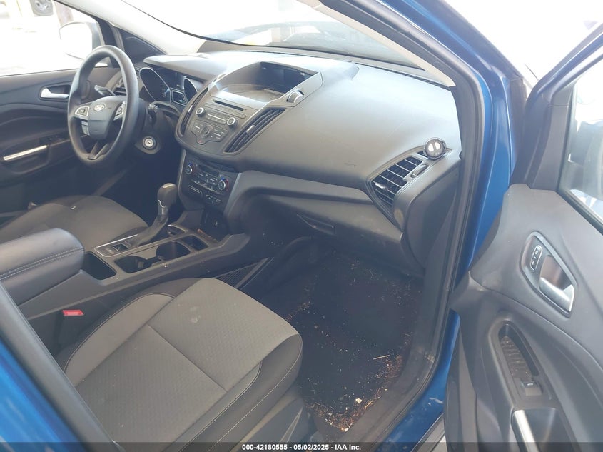 2017 FORD ESCAPE VIN: 1FMCU0G9XHUC81634
