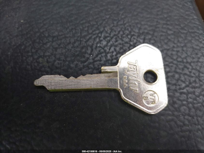 1972 Volvo 1800 Es VIN: 00001836363000049 Lot: 42180816