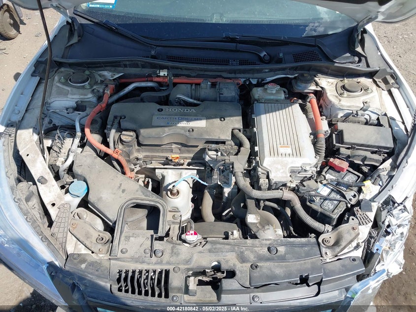 2015 HONDA ACCORD HYBRID VIN: 1HGCR6F78FA004893
