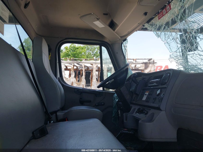 2024 FREIGHTLINER M2 (VIN: 1FVACWFD5RHVE4985