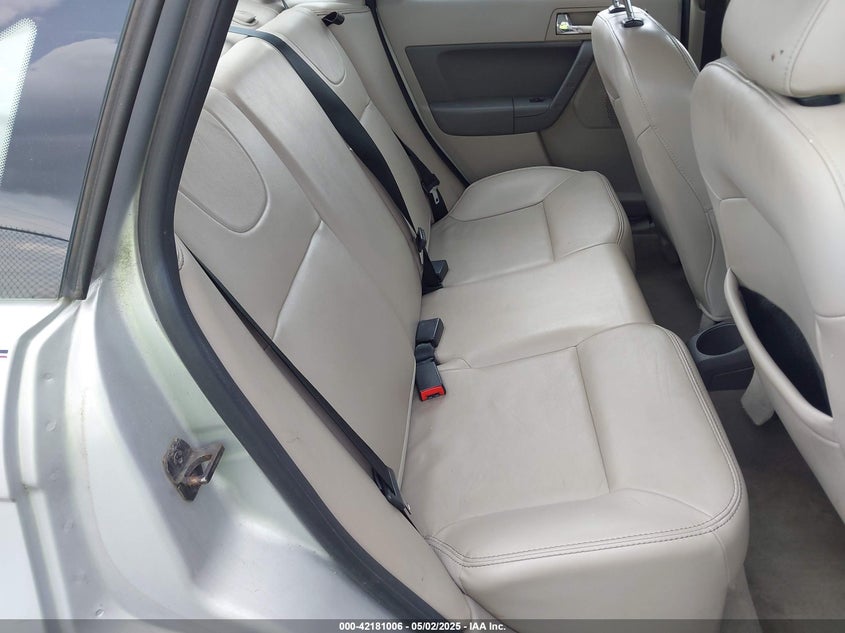 2008 FORD FOCUS VIN: 1FAHP35NX8W285454